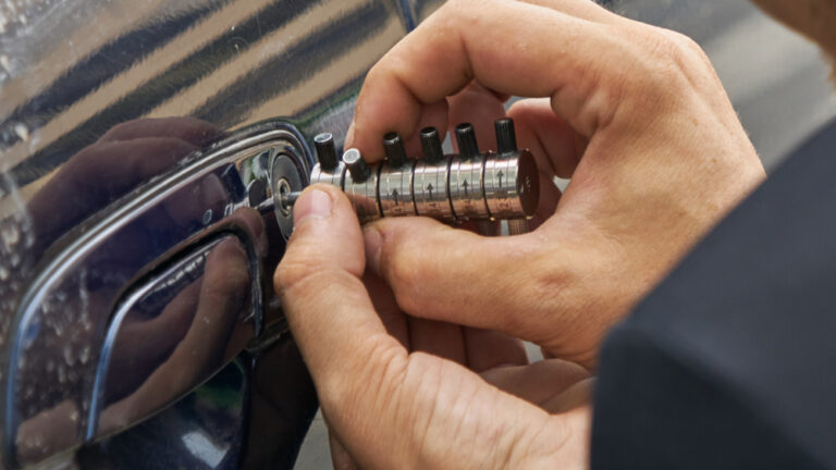 Mechanical Locks Vs Electronic Locks